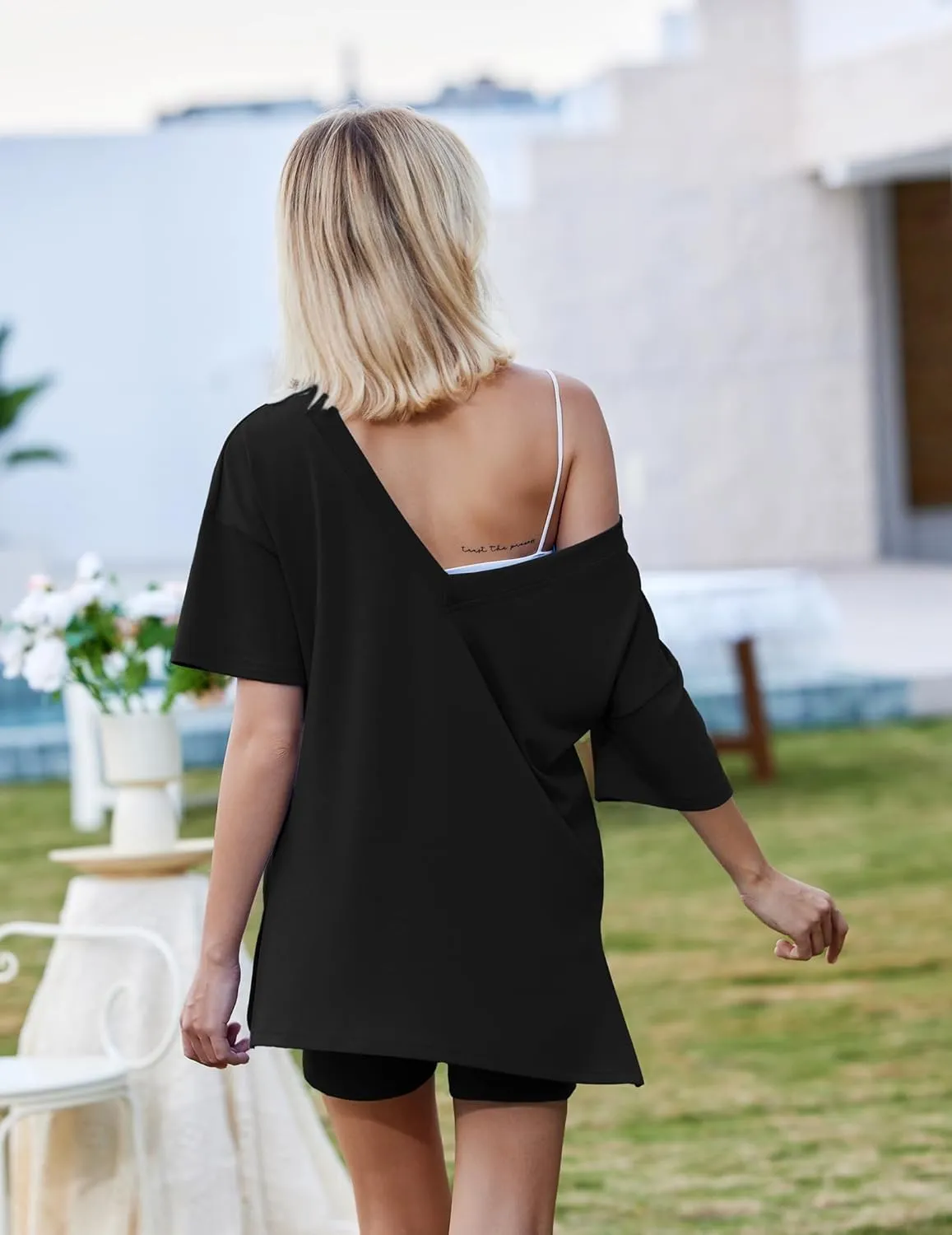 Ekouaer Womens 2 Piece Lounge Set 2025 Summer Outfits Oversized V Neck Tshirts Biker Short Comfy Airport Loungewear