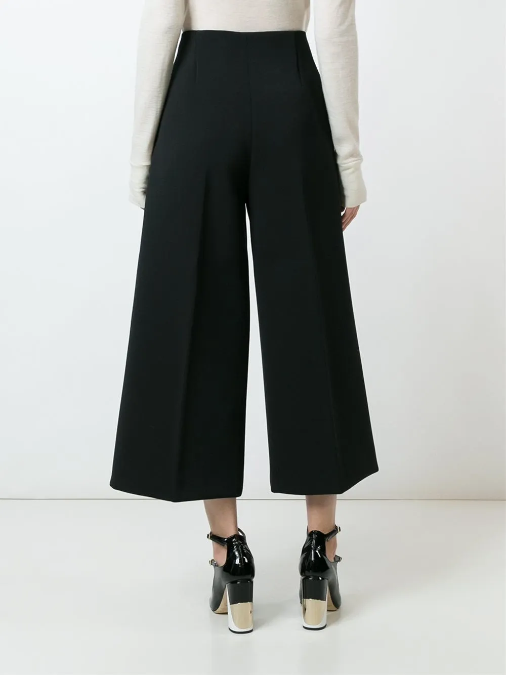 Wide leg cropped trousers